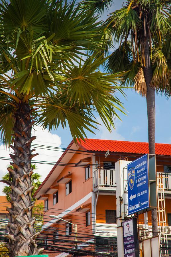 G.I Lodge Jomtien Beach Exterior photo